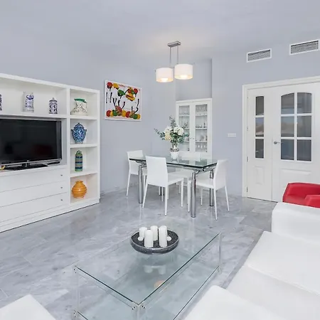 Exclusive Alamos Beach Апартаменты