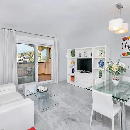 Exclusive Alamos Beach Apartment