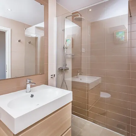 Exclusive Alamos Beach Apartment *