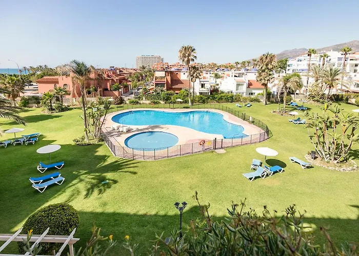 Exclusive Alamos Beach Торремолинос