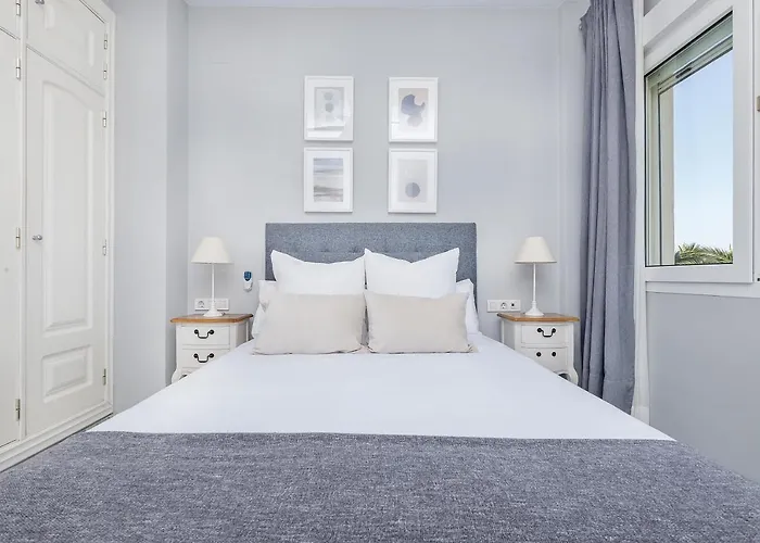 Exclusive Alamos Beach Торремолинос